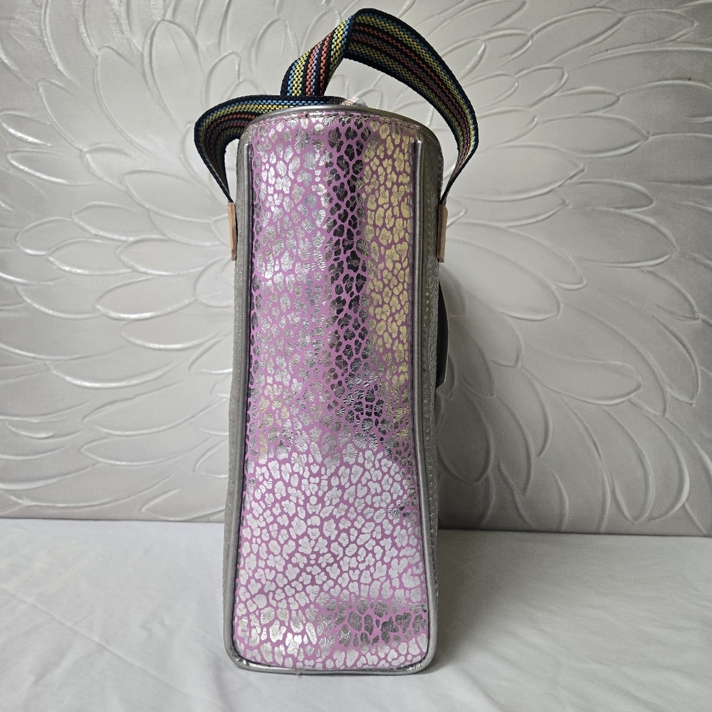 Juanis Chica Tote By CONSUELA - Picture 3 of 12